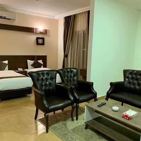 Ream Hotel Амман Екстер'єр фото