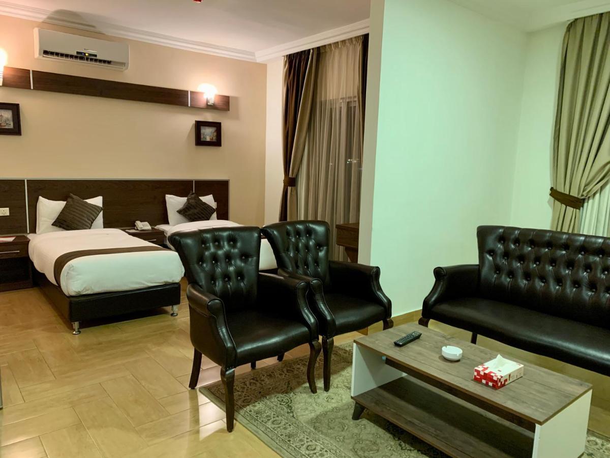 Ream Hotel Амман Екстер'єр фото