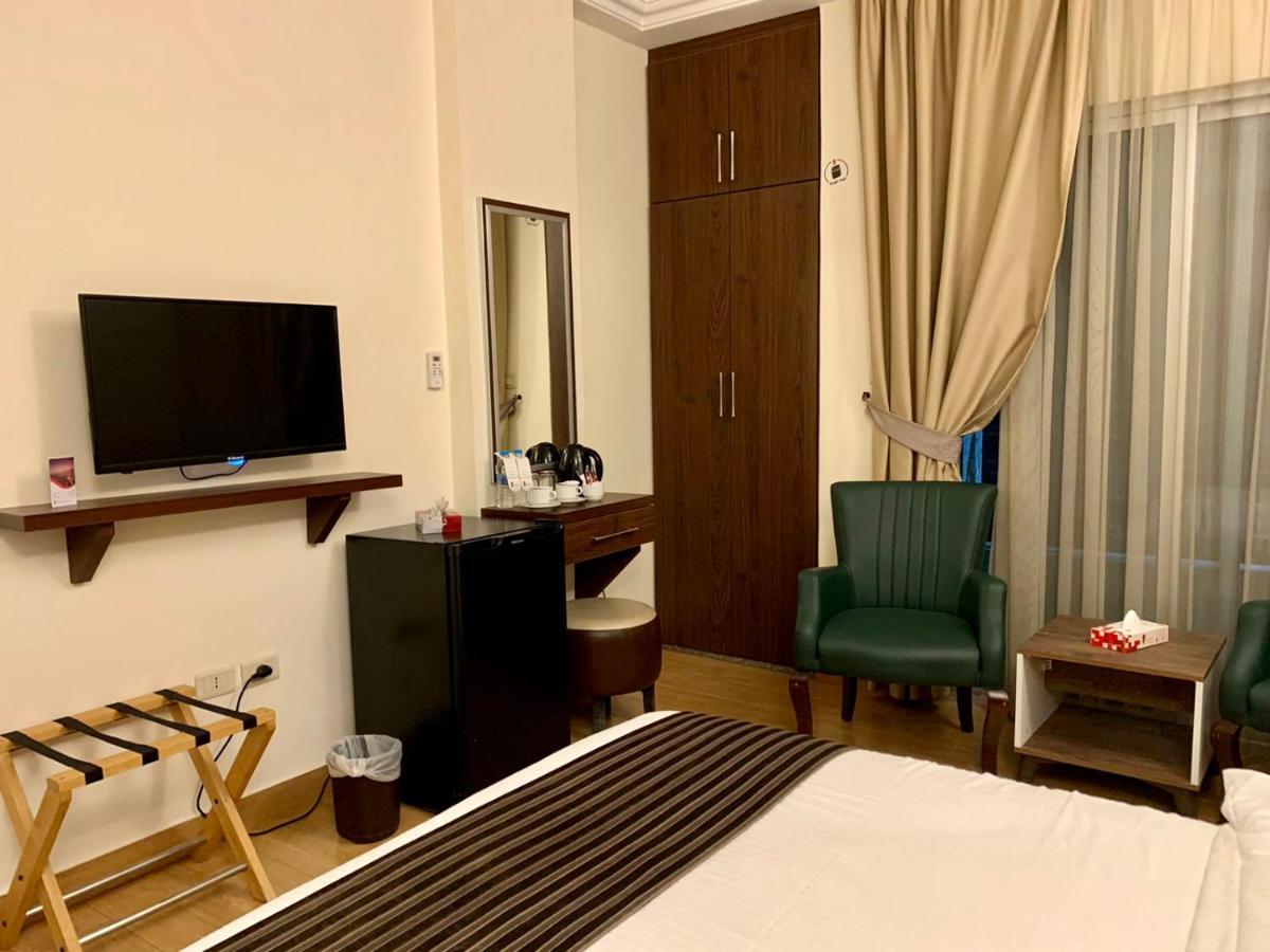 Ream Hotel Амман Екстер'єр фото