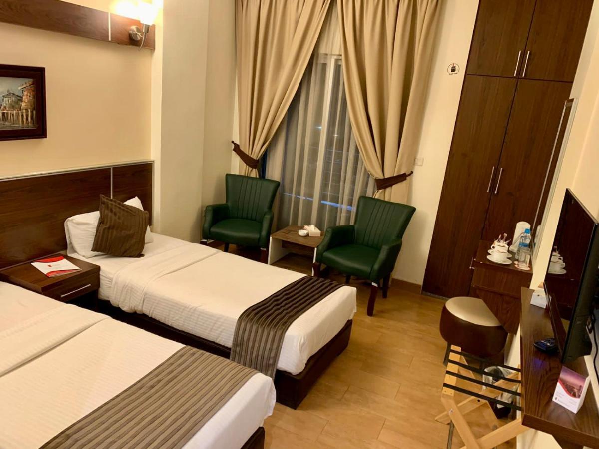 Ream Hotel Амман Екстер'єр фото