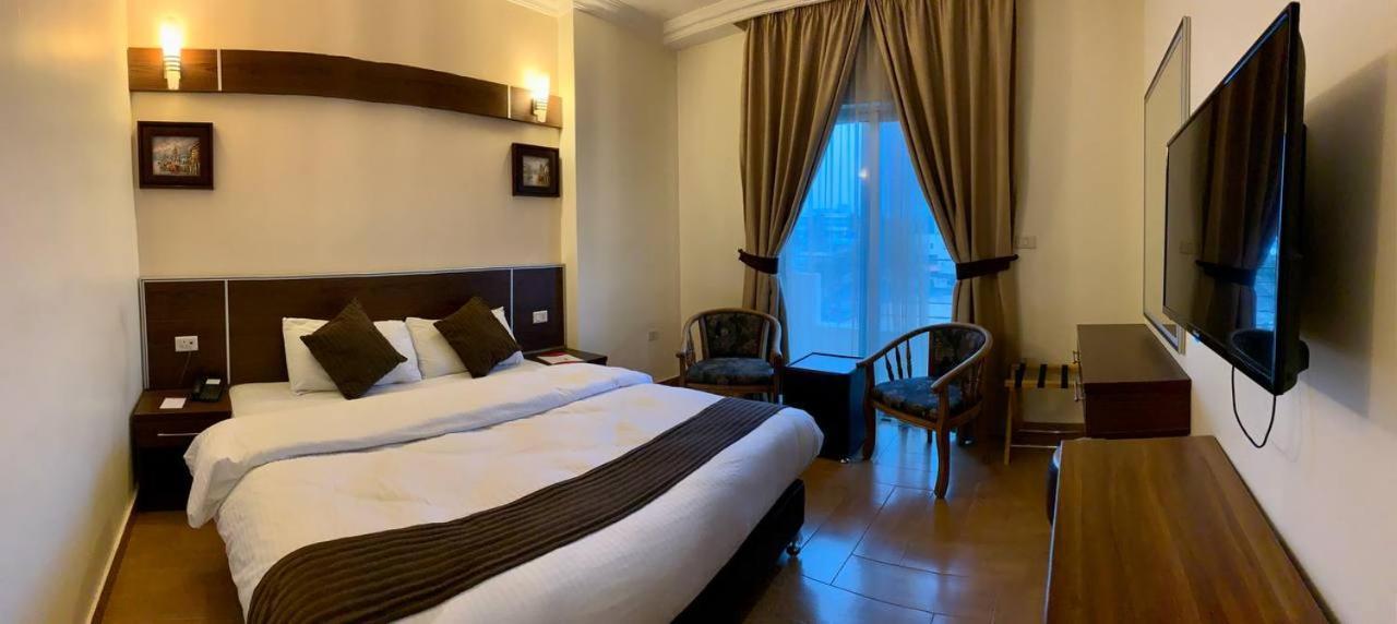 Ream Hotel Амман Екстер'єр фото