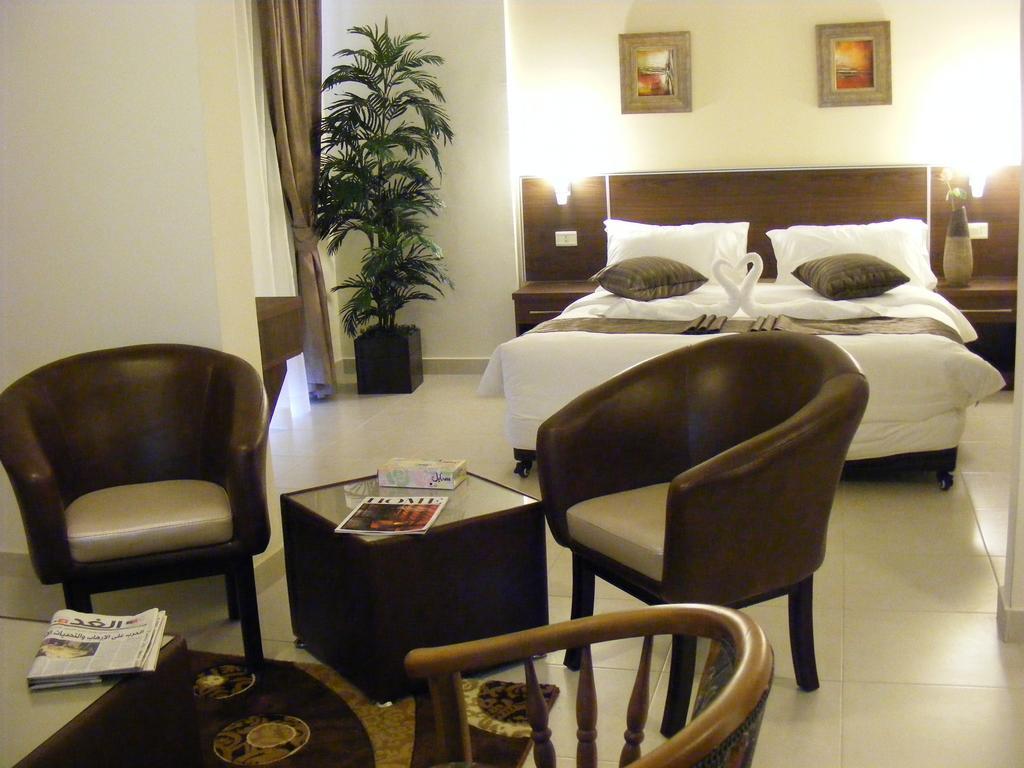 Ream Hotel Амман Екстер'єр фото