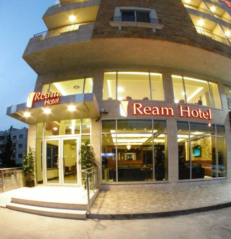 Ream Hotel Амман Екстер'єр фото