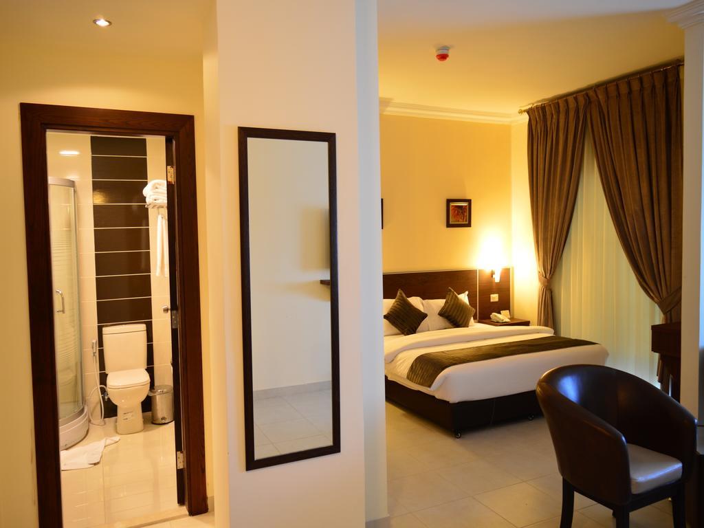 Ream Hotel Амман Екстер'єр фото