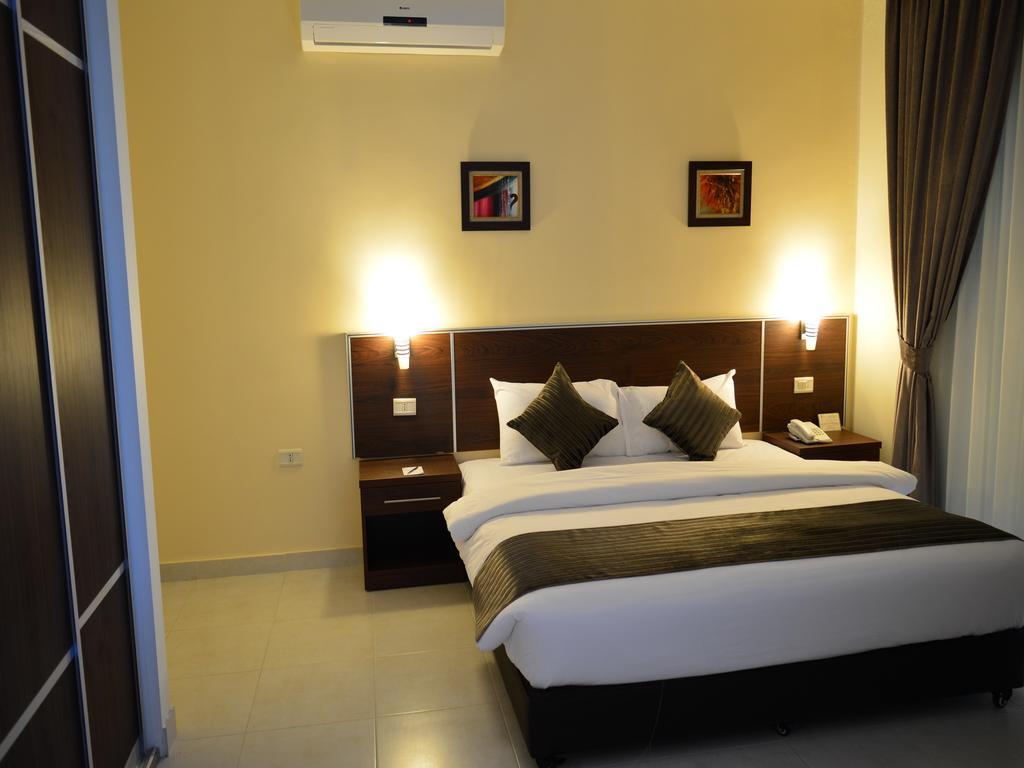 Ream Hotel Амман Екстер'єр фото